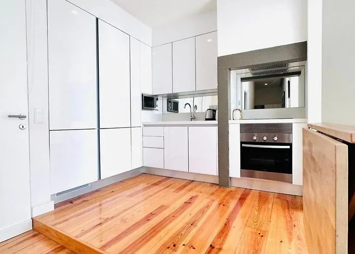 Ourique Center Executive Flat *