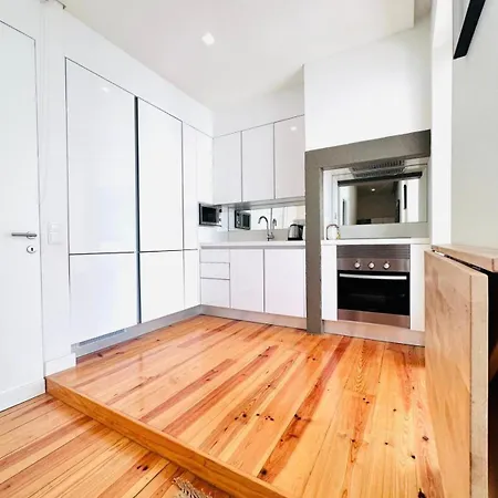 Ourique Center Executive Flat *